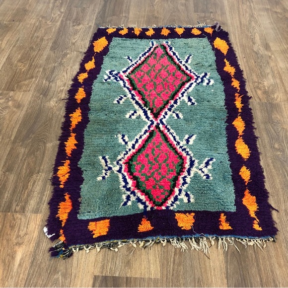 Vintage Handmade Moroccan Berber Boucherouite rug - Picture 2 of 4